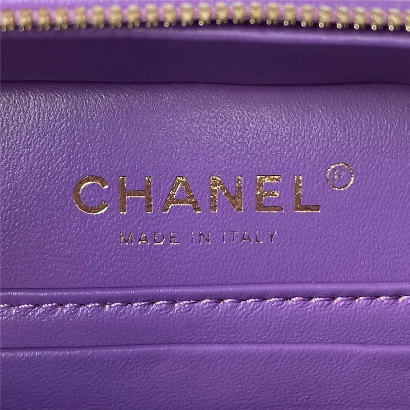 Chanel Small VANITY CASE AS3318 Lambskin & Gold-Tone Metal Purple A