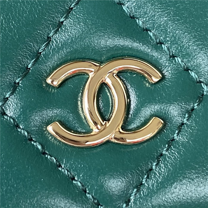 Chanel FLAP PHONE HOLDER WITH CHAIN Shiny Calfskin & Gold-Tone Metal AP2875 Green A