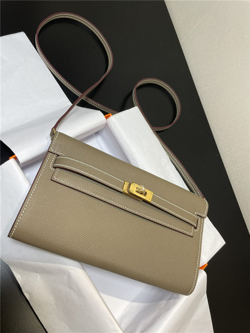 Hermes Kelly Classique To Go wallet Epsom calfskin Etoupe Gold-Metal WAX High