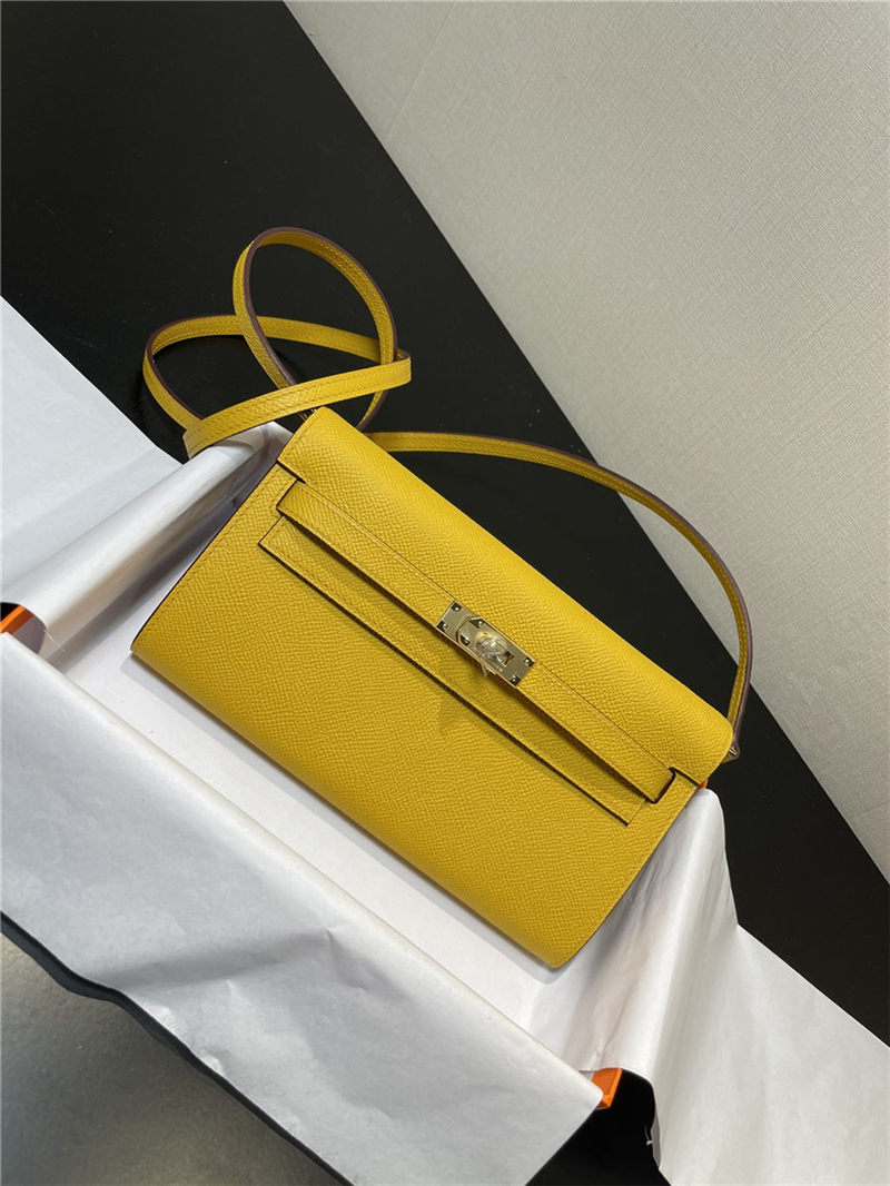 Hermes Kelly Classique To Go wallet Epsom calfskin Yellow Gold-Metal WAX High