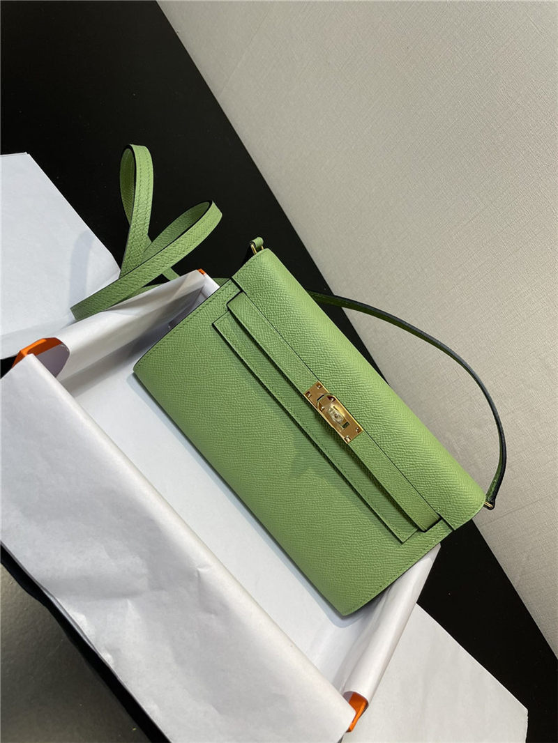 Hermes Kelly Classique To Go wallet Epsom calfskin Green Gold-Metal WAX High