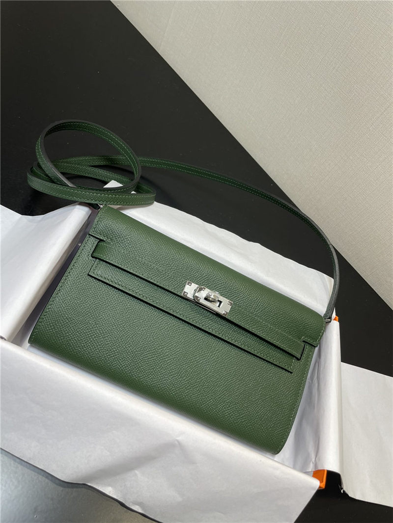 Hermes Kelly Classique To Go wallet Epsom calfskin Olive Silver-Metal WAX High