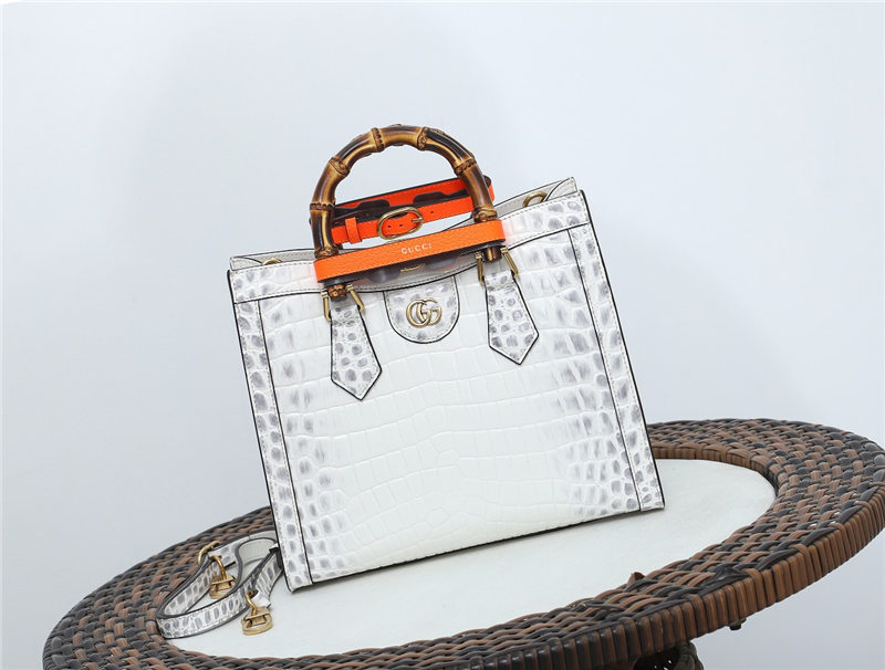 Gucci Diana small tote bag Crocodile 660195 White High