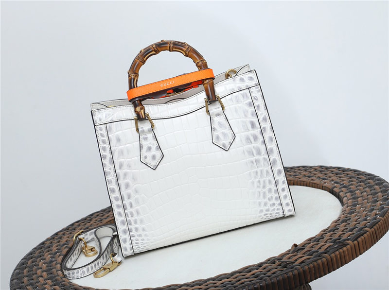 Gucci Diana small tote bag Crocodile 660195 White High