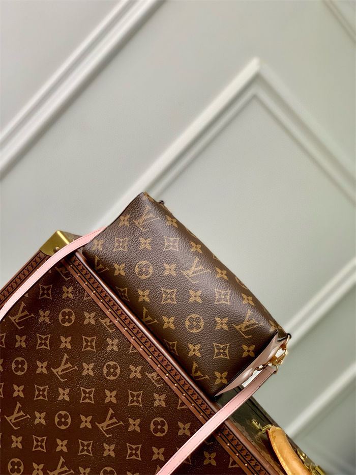 Louis Vuitton Bloom Pouch Monogram coated canvas M11303 High