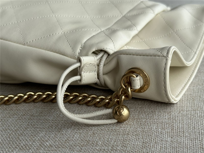 Chanel DRAWSTRING BAG Calfskin & Gold-Tone Metal AS2985 White High