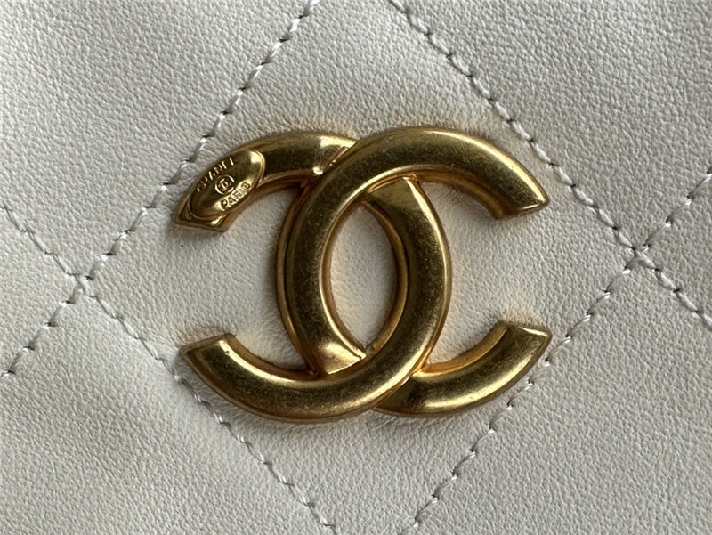 Chanel DRAWSTRING BAG Calfskin & Gold-Tone Metal AS2985 White High