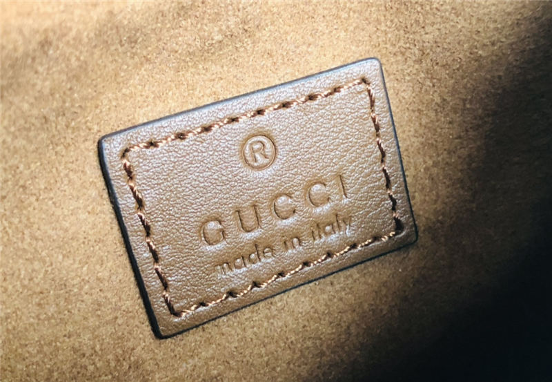 Gucci Attache small shoulder bag Suede 699409 High