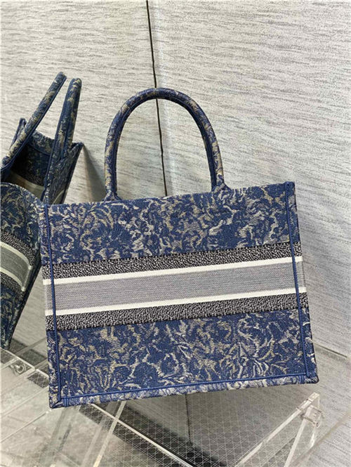 MEDIUM Dior BOOK TOTE Brocart Embroidery High