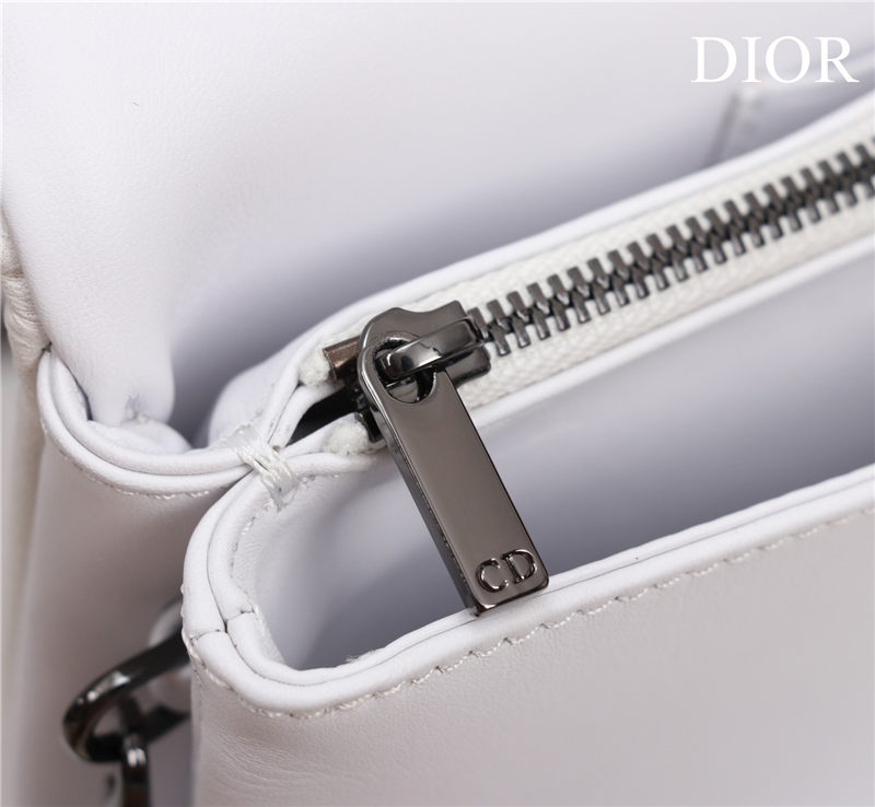 MEDIUM Dior CARO BAG Lucky Star Cannage Lambskin White High