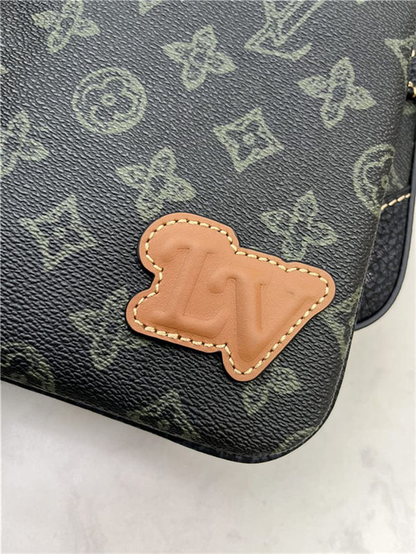 Louis Vuitton TRIO MESSENGER NM M46340 High