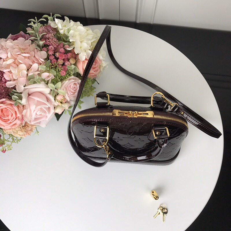 Louis Vuitton Alma BB Bag M91606 Coffee High