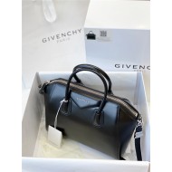 Givenchy MEDIUM ANTIGONA BAGE IN SMOOTH BOX LEATHER High