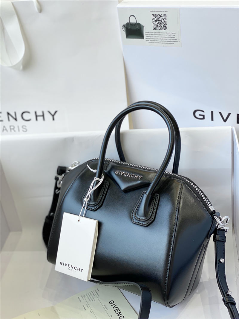 Givenchy MINI ANTIGONA BAGE IN SMOOTH BOX LEATHER High