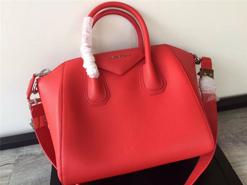 Givenchy MEDIUM ANTIGONA BAGE IN GRAINED LEATHER Red High