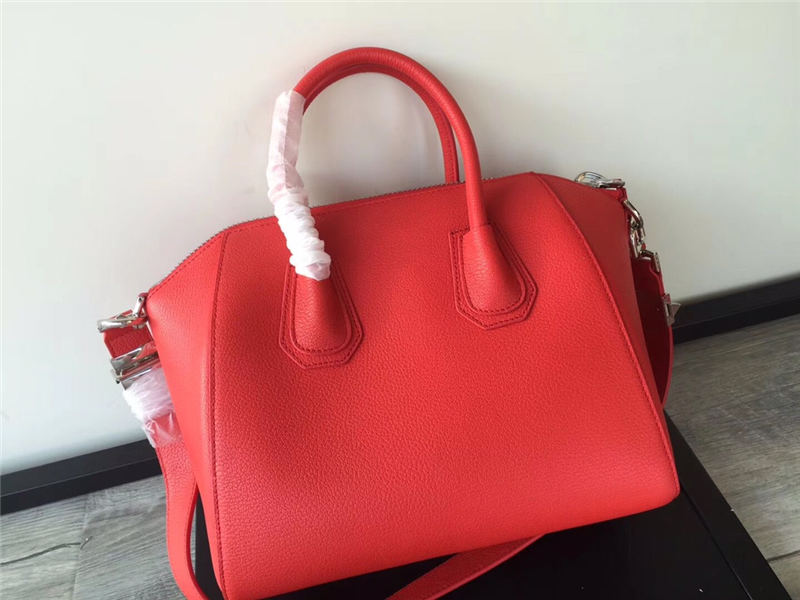 Givenchy MEDIUM ANTIGONA BAGE IN GRAINED LEATHER Red High