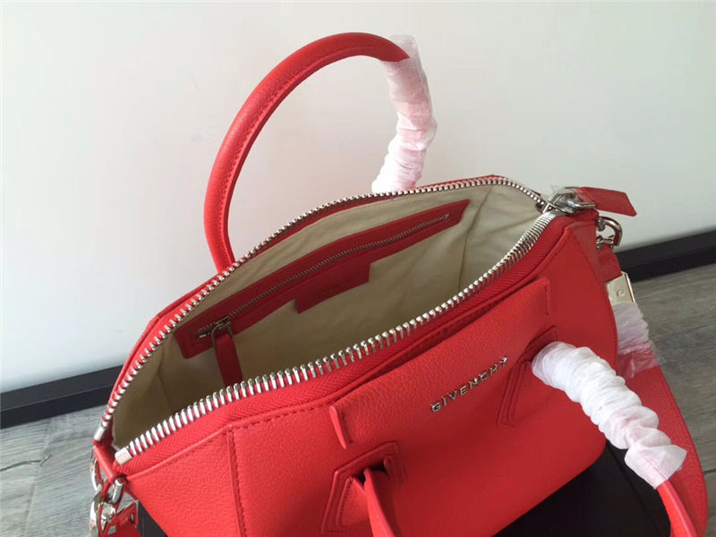 Givenchy MEDIUM ANTIGONA BAGE IN GRAINED LEATHER Red High