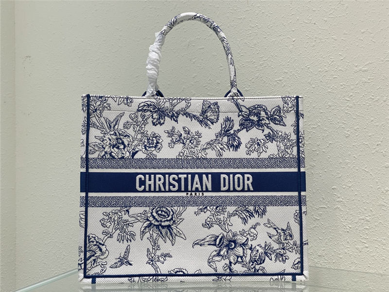 LARGE Dior BOOK TOTE Dior Jardin Botanique Embroidery Blue High