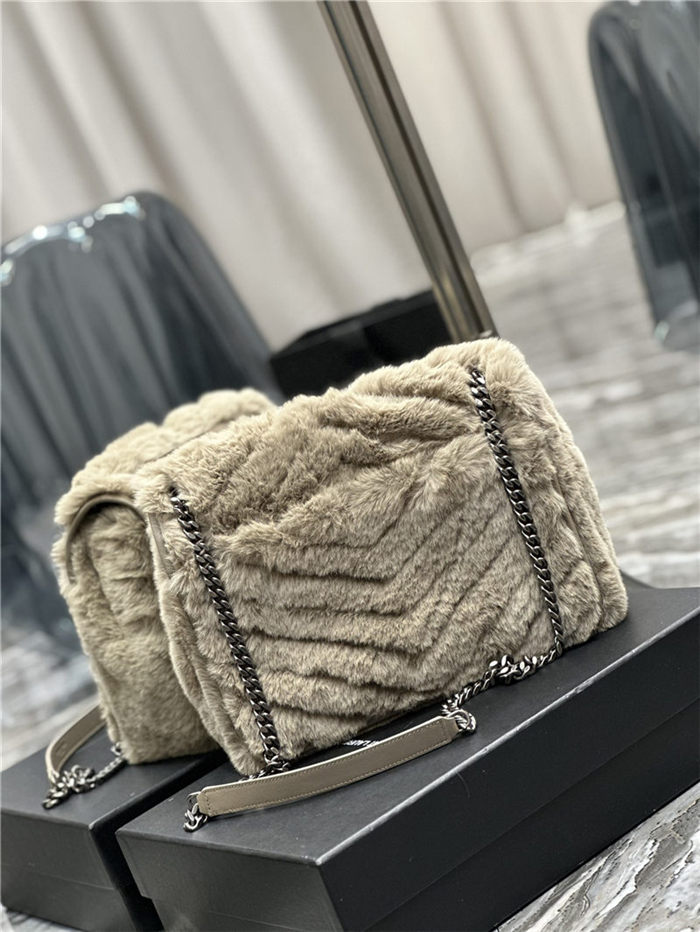 NIKI MEDIUM CHAIN BAG IN SHEARLING High