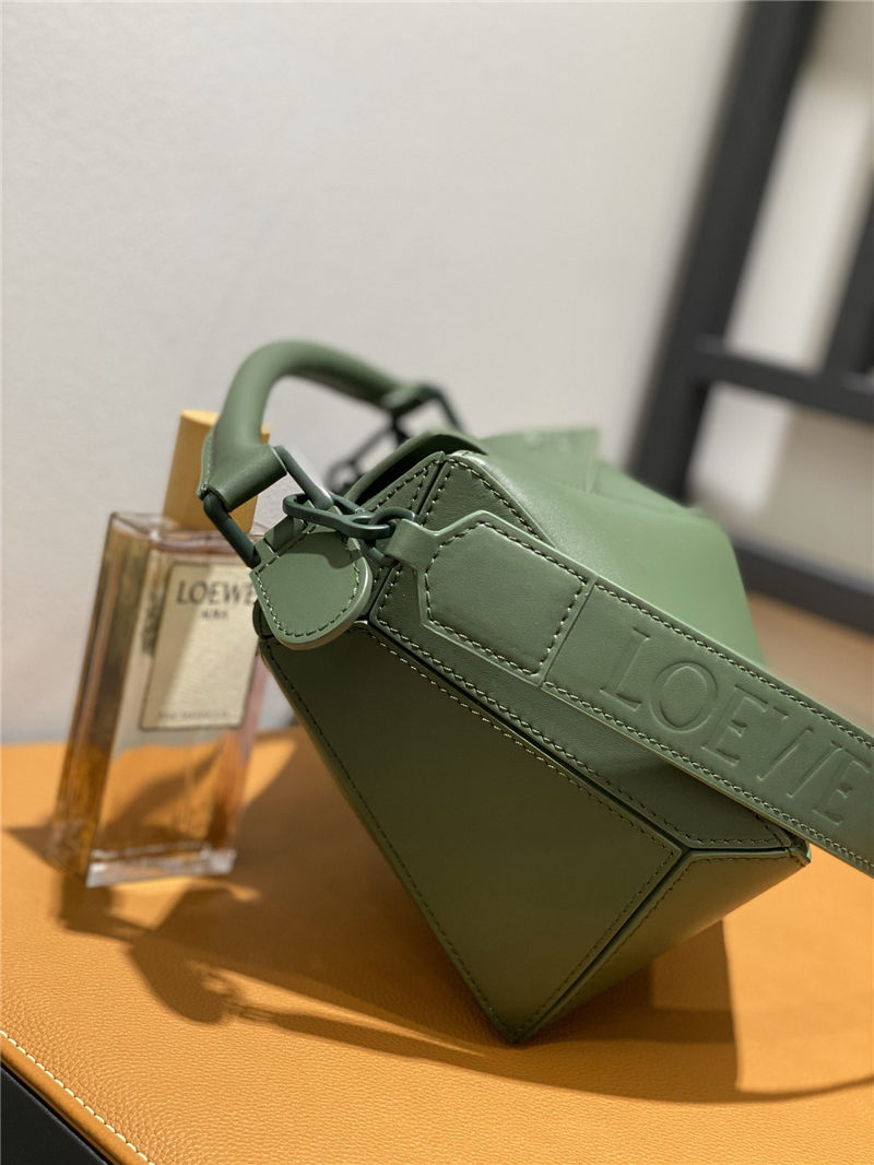 Small Puzzle bag in satin calfskin Vintage Khaki High