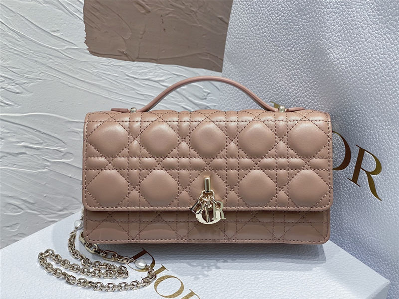 LADY Dior TOP HANDLE CLUTCH Cannage Lambskin High