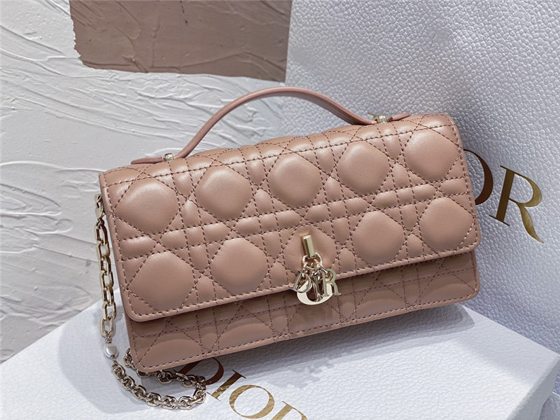 LADY Dior TOP HANDLE CLUTCH Cannage Lambskin High