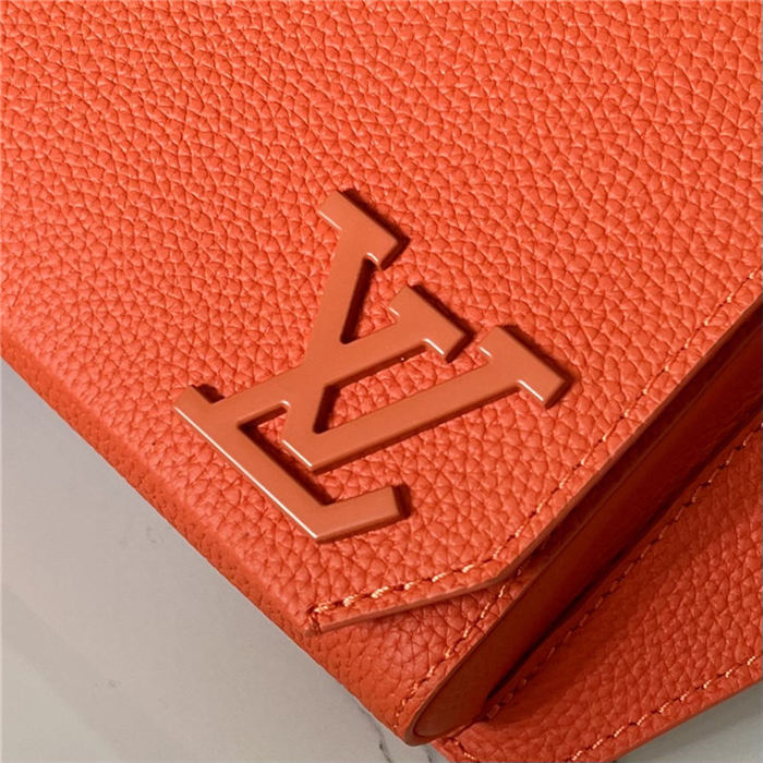 LV Aerogram Slingbag grained calf Orange High