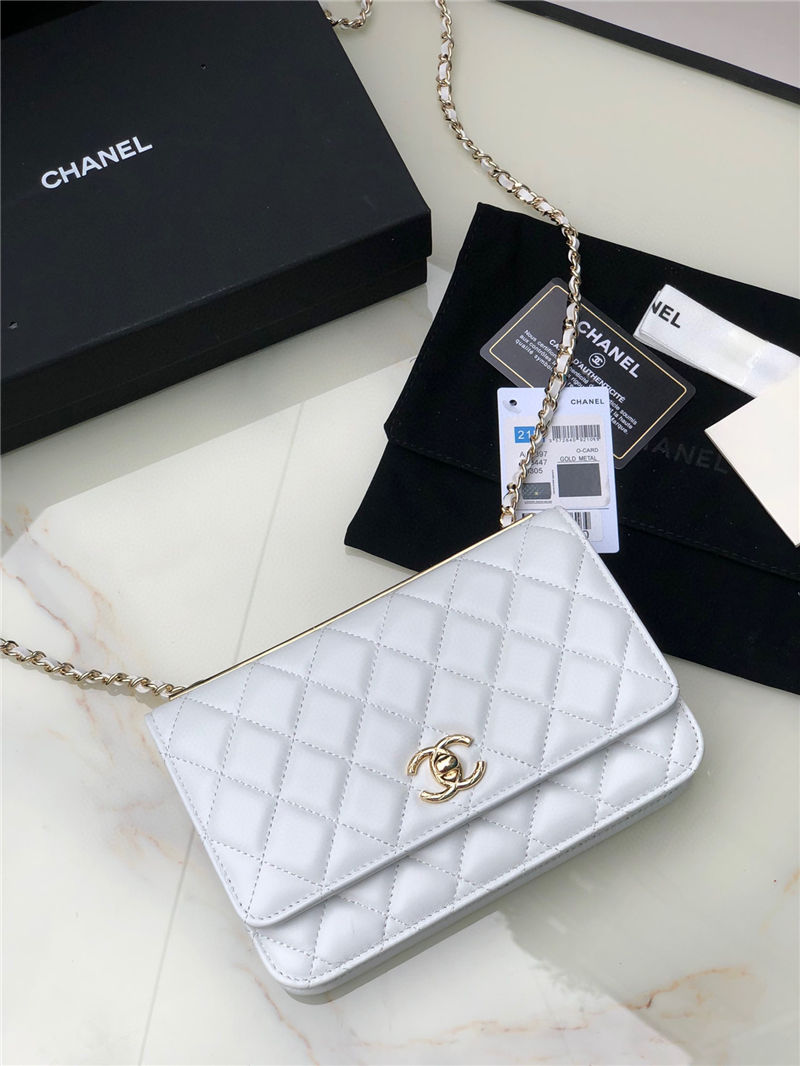 Chanel WALLET ON CHAIN Lambskin & Gold-Tone Metal AP2897 White A