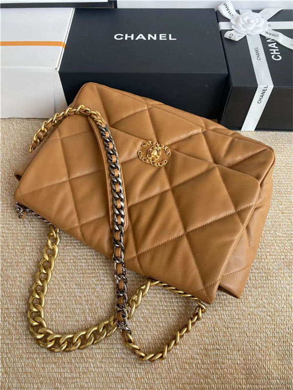 Maxi Chanel 19 Flap Bag Goatskin/Lambskin Caramel High