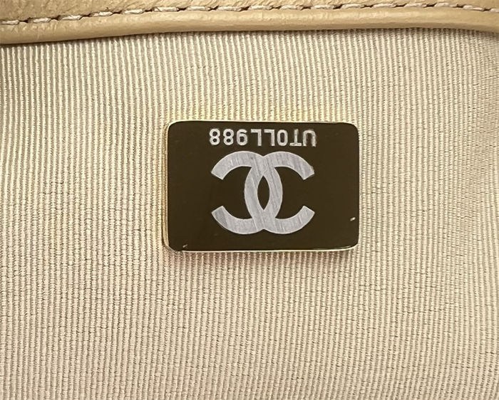 Large Chanel 19 Flap Bag Tweed Gold-Tone Beige High