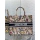 LARGE Dior BOOK TOTE Dior Petites Fleurs Embroidery Natural High