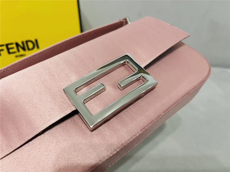 Fendi BAGUETTE Phone Holder bag Pink High