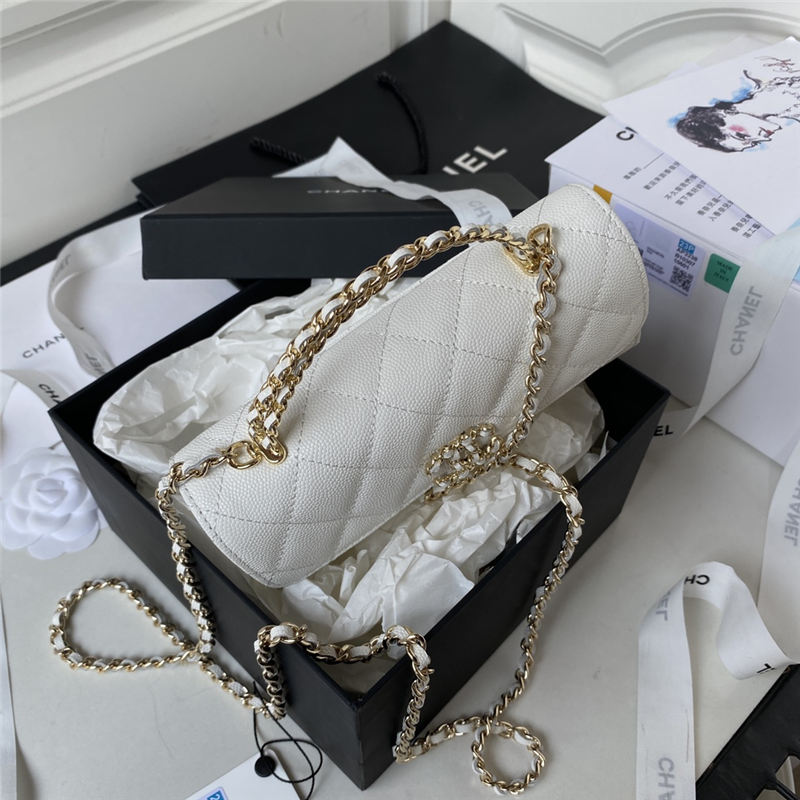 Chanel CLUTCH WITH CHAIN AP3238 Grained Shiny Calfskin & Gold-Tone Metal White A