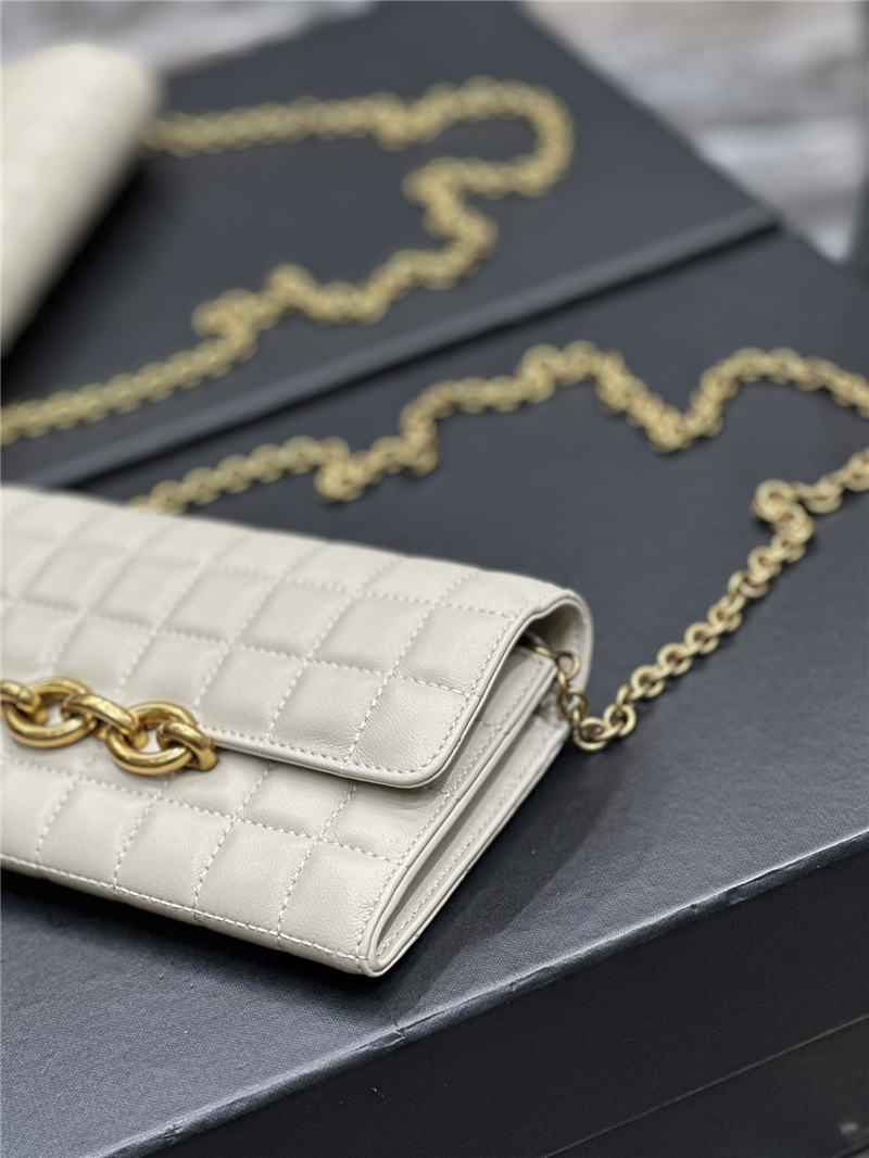 LE MAILLON CHAIN WALLET IN QUILTED LAMBSKIN High