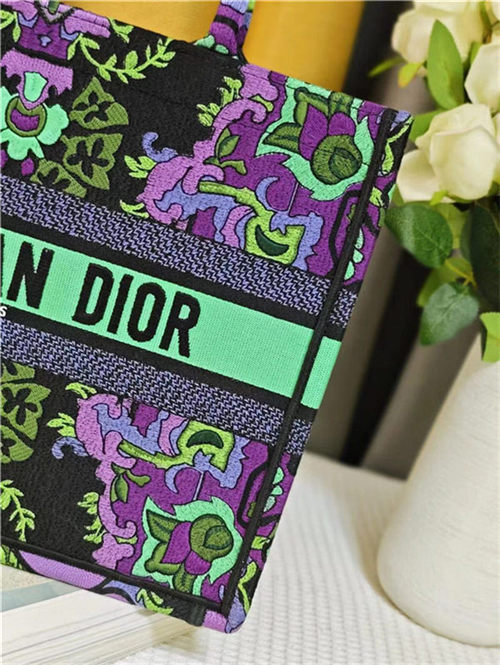 MEDIUM Dior BOOK TOTE Dior Indian Purple Embroidery High