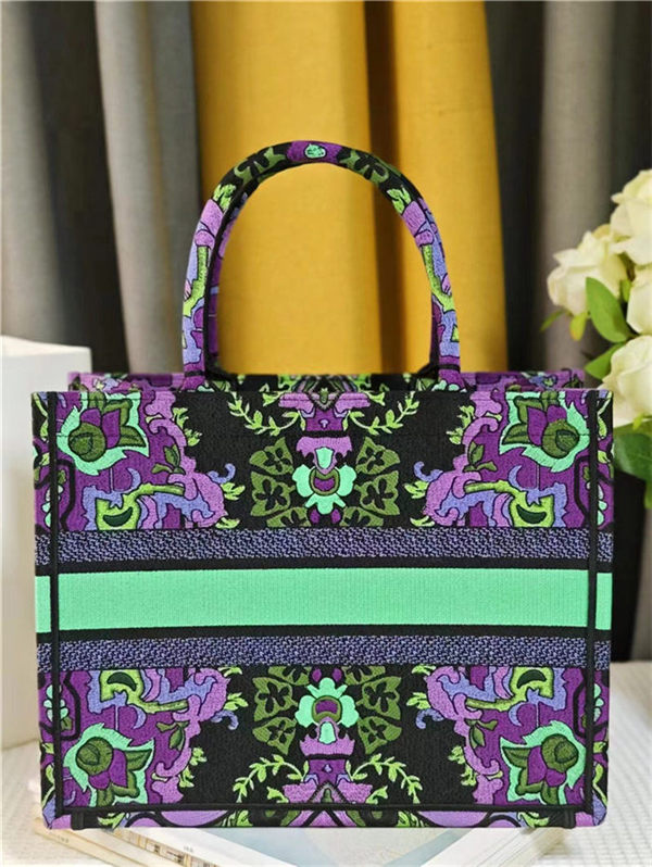 MEDIUM Dior BOOK TOTE Dior Indian Purple Embroidery High