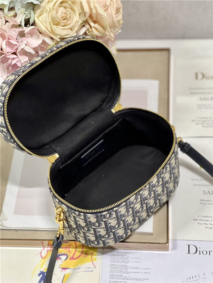 SMALL CD SIGNATURE VANITY CASE Dior Oblique Jacquard with Embossed CD Signature High