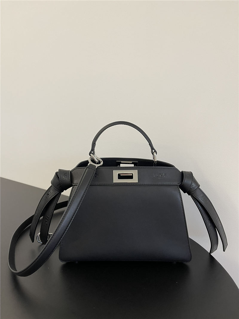 PEEKABOO ISEEU SMALL leather bag 5016 Black High