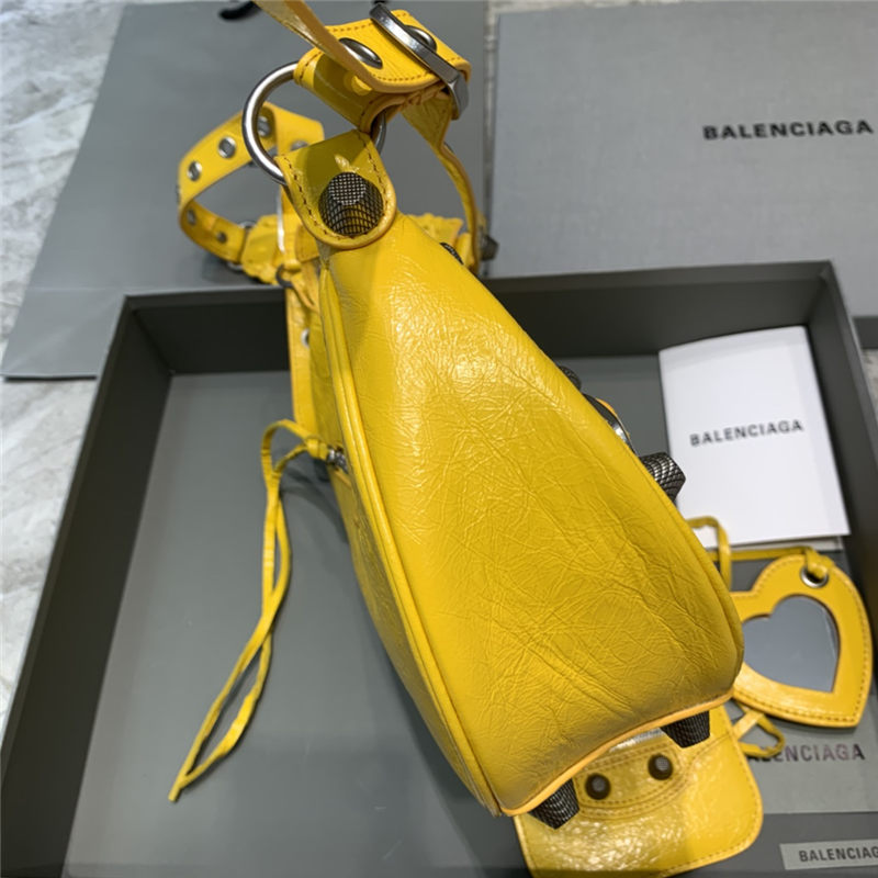 WOMEN'S LE CAGOLE SMALL SHOULDER BAG IN Yellow High