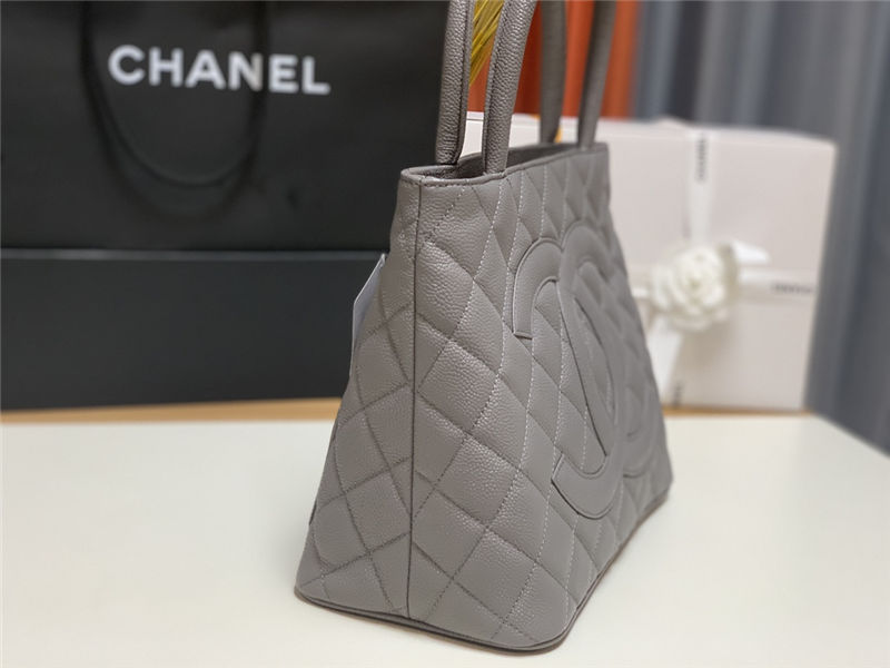 Chanel Vintage Hobo Bag Grained Calfskin AS0814 Grey High