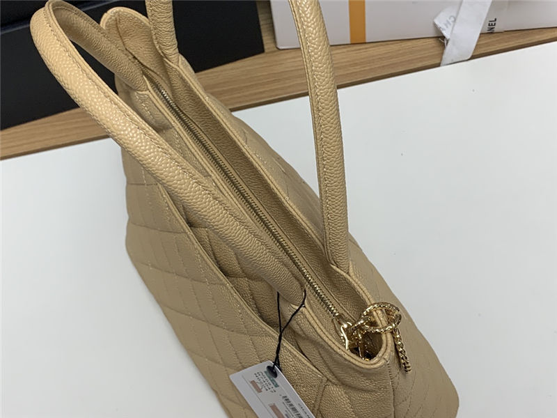 Chanel Vintage Hobo Bag Grained Calfskin AS0814 Beige High