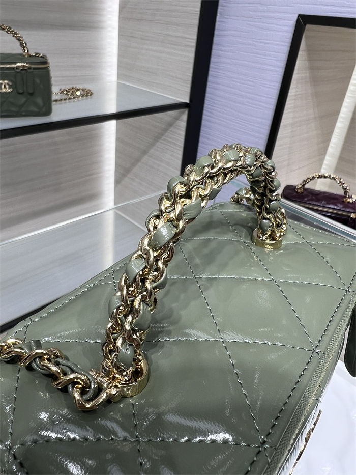 Chanel CLUTCH WITH CHAIN AP4168 Shiny Lambskin & Gold-Tone Metal Green High