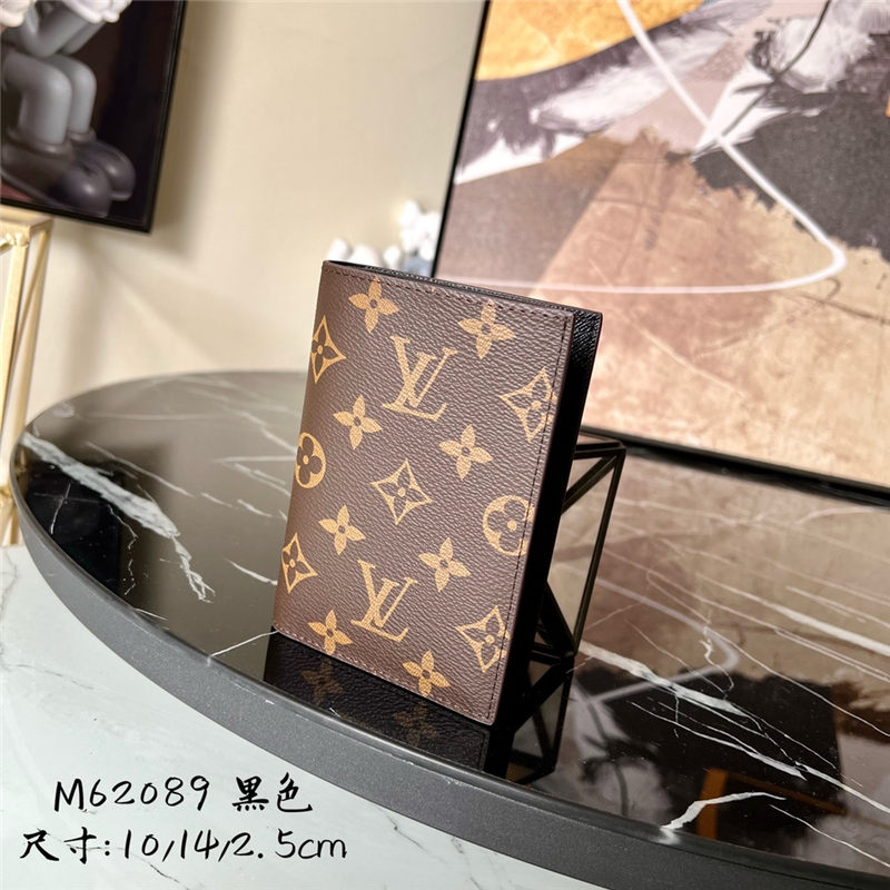 Louis Vuitton PASSPORT COVER Monogram Black High