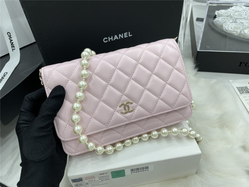 Chanel Wallet on Chain Lambskin Imitation Pearls & Gold-Tone Metal Pink High