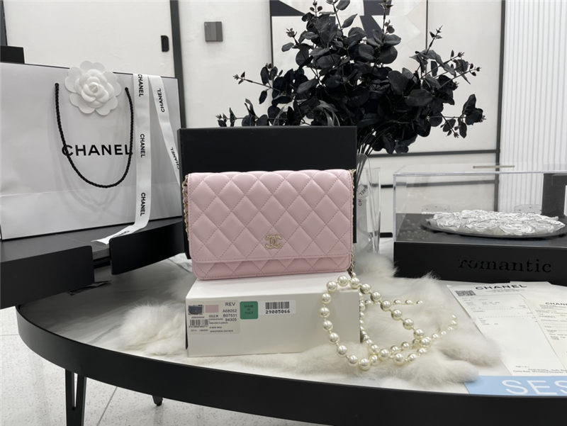 Chanel Wallet on Chain Lambskin Imitation Pearls & Gold-Tone Metal Pink High