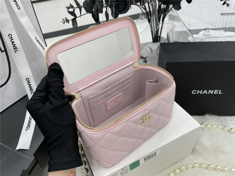 Chanel VANITY WITH CHAIN Lambskin Imitation Pearls & Gold-Tone Metal Pink High