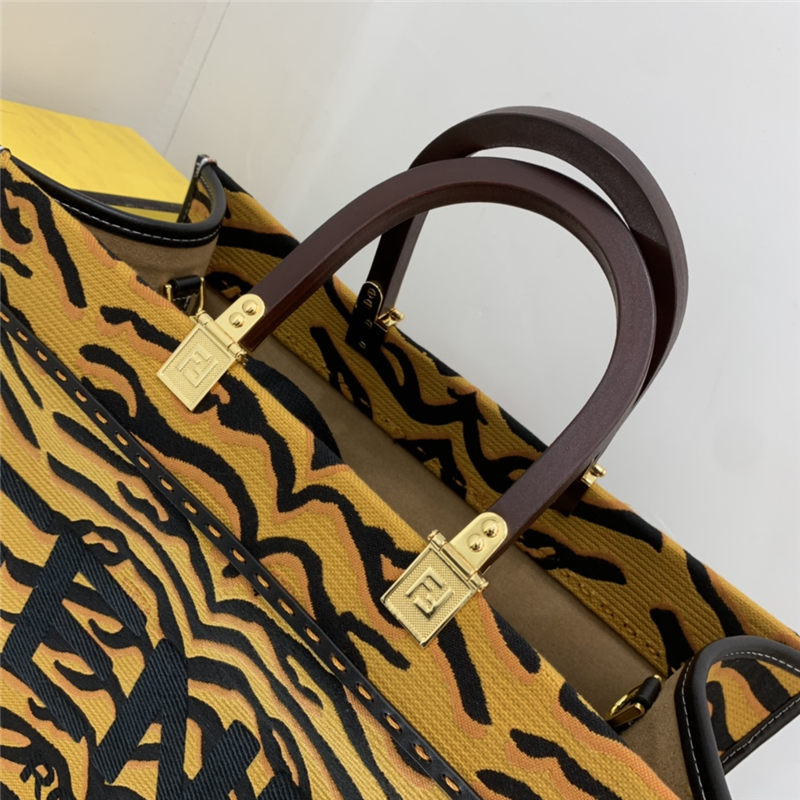 MEDIUM Fendi SUNSHINE Shopper bag from the Spring Festival Capsule Collection High