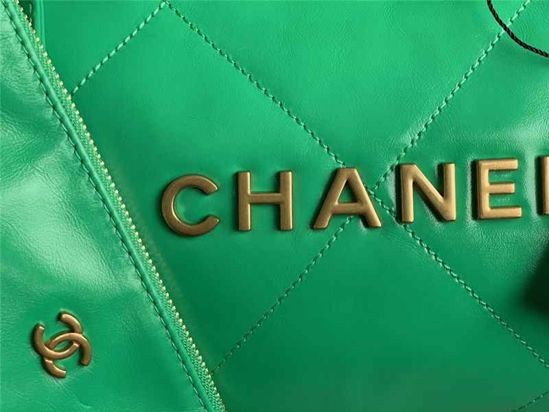 Chanel 22 SMALL HANDBAG Shiny Calfskin & Gold-Tone Metal AS3260 Green High