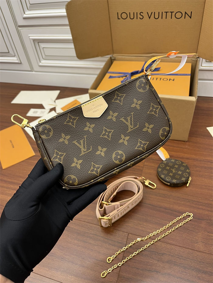 Louis Vuitton Multi Pochette accessories Monogram Canvas M44840 Top