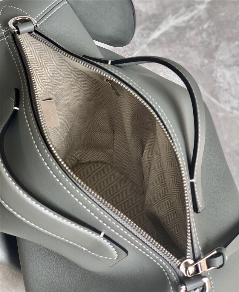 Large Elephant bag in classic calfskin Grey High